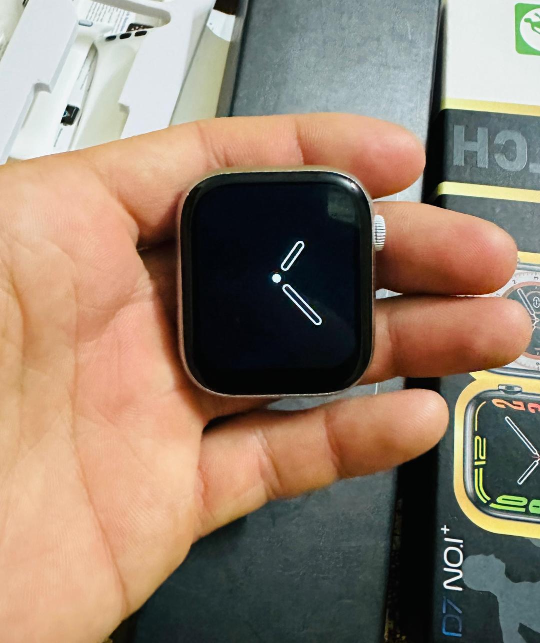 Series 10 Smart Watch with 7 Straps
