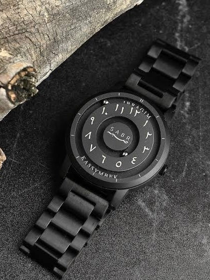 SABR Armless Watch – A Unique Timepiece with Magnetic Innovation